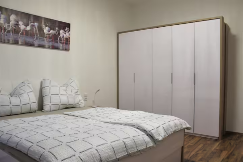 3937bfa8-ec96-4342-bd72-c72081bb042d